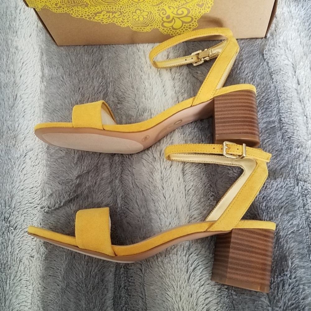 Mustard yellow heel sandals size 9 NWOT - Picture 5 of 6